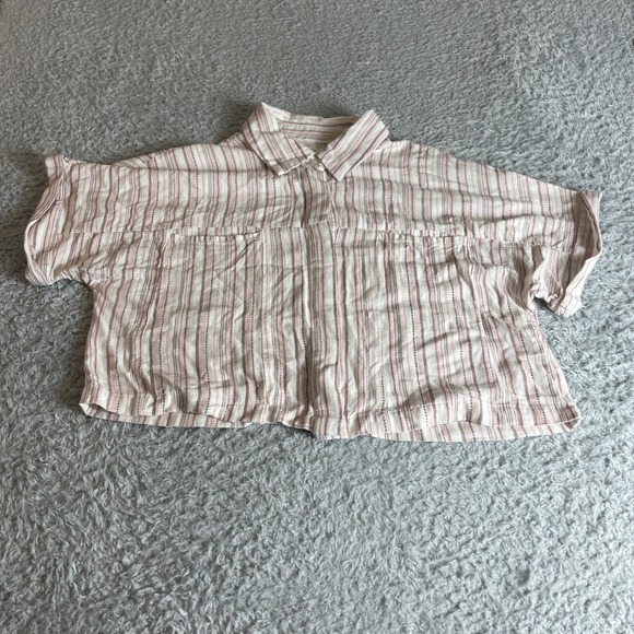 April Kiss Tops - April Kiss Womens Pink Striped Linen Blend Cropped Button Down Shirt Small